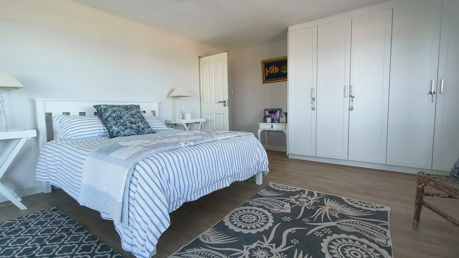 4 Bedroom Property for Sale in Dana Bay Western Cape